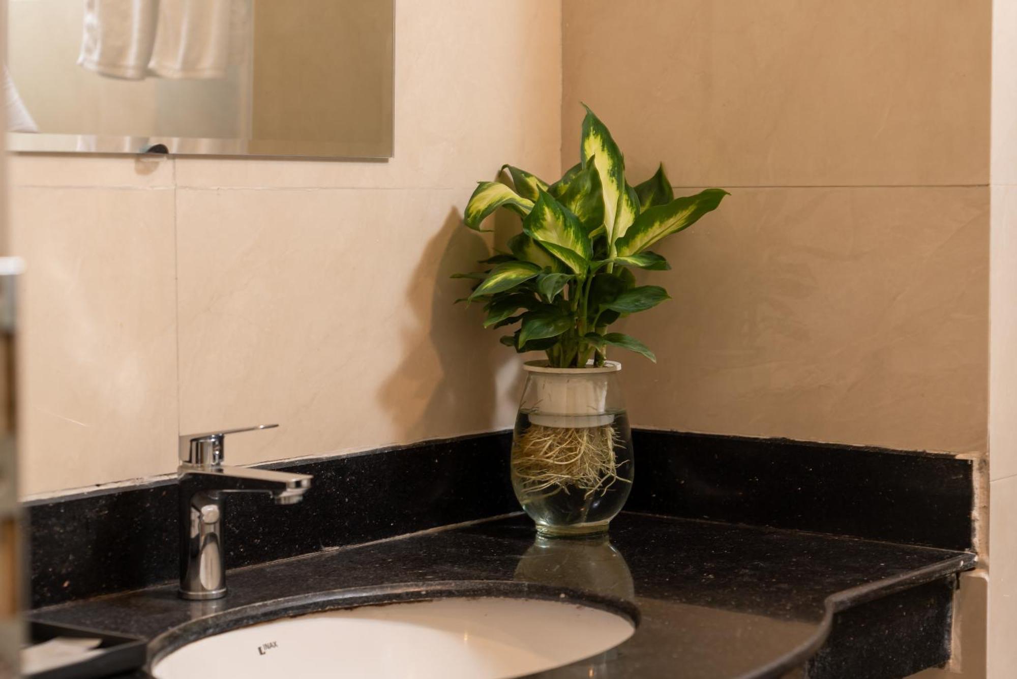 Astoria Hanoi Hotel & Travel Экстерьер фото